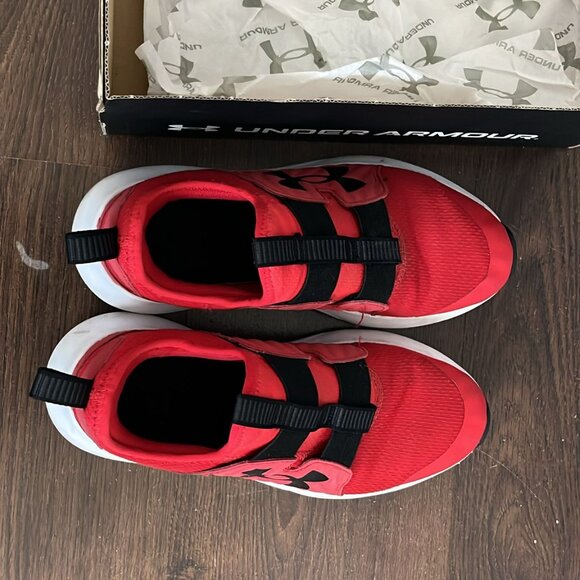 Under Armour Slip on for Boys - Picture 1 of 3
